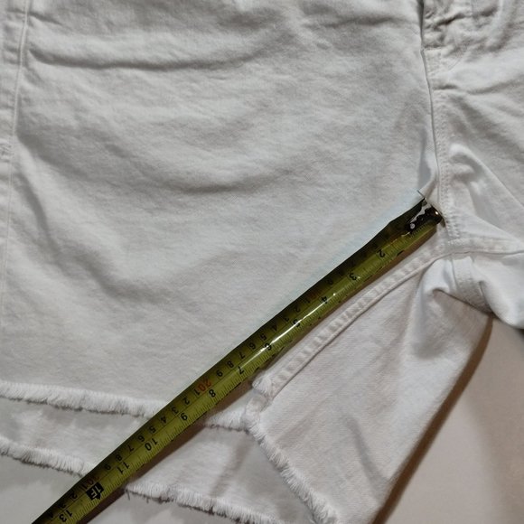NWOT Good American 90s Icon Bermuda Shorts White raw hem denim US18 high waist - Picture 11 of 16